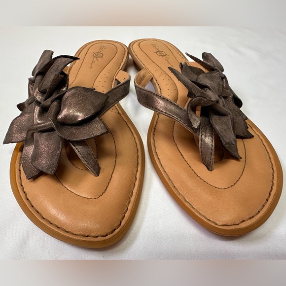 Born - Picture 5 of 9